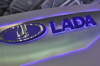Lada завоевала лидерство в C-сегменте, по данным за январь